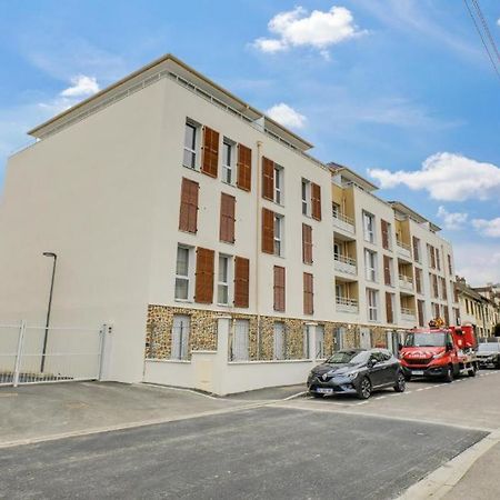 Appartement F2 De Haut Standing En Hypercentre Avec Jardin Prive A 270 M De La Gare De Mantes ! Exteriér fotografie